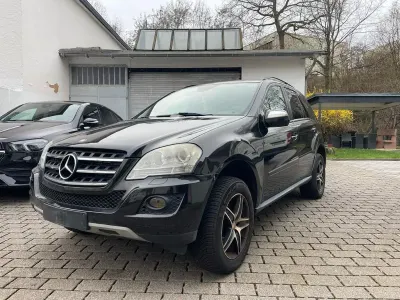 Gebraucht Mercedes ML320 224 PS (164 kW) 2009 Schwarz SUV