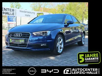 Gebraucht Audi A3 Ambiente 150 PS (110 kW) 2015 Blau Limousine