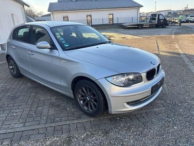 Gebraucht BMW 120 143 PS (105 kW) 2008 Silber Kleinwagen