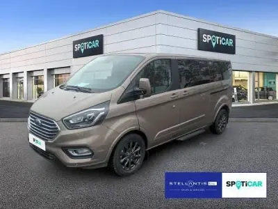 Gebraucht Ford Tourneo Titanium X 150 PS (110 kW) 2023 Silber Van / Kleinbus