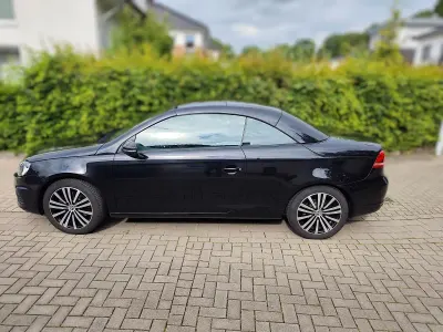 Gebraucht VW Eos Sport 140 PS (102 kW) 2012 Schwarz Cabrio