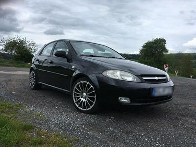 Second-hand Chevrolet Lacetti 121 CP (88 kW) 2007 Negru Hatchback