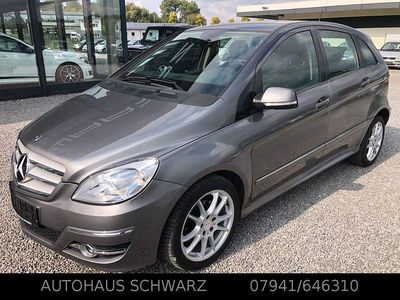 Gebraucht Mercedes B180 Sport 109 PS (80 kW) 2009 Grau Van / Kleinbus
