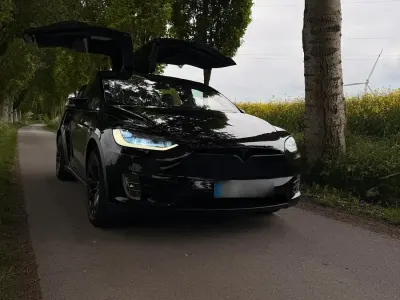 Gebraucht Tesla Model X 242 kW (330 PS) 2018 Schwarz SUV