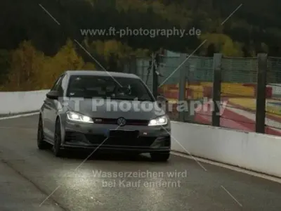 Gebraucht VW Golf VII GTI 290 PS (213 kW) 2019 Grau Kombi