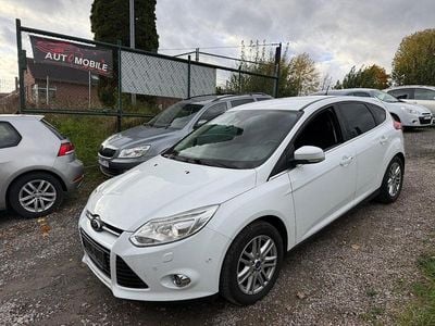 Gebraucht Ford Focus Titanium 125 PS (91 kW) 2012 Weiß Limousine