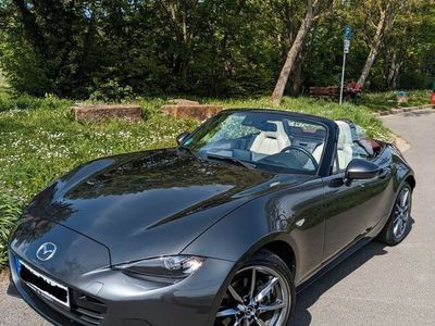gebraucht Mazda MX5 2.0 Ad'vDesign/ weisses Leder/ rotes Dach