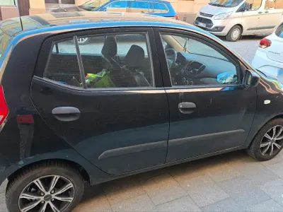 Gebraucht Hyundai i10 66 PS (48 kW) 2008 Schwarz Kleinwagen