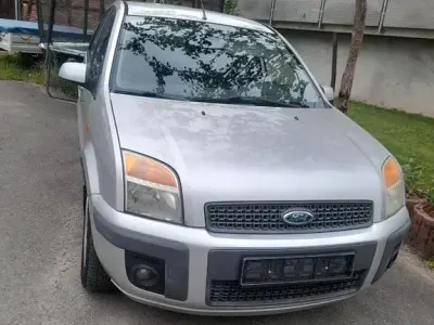 Gebraucht Ford Fusion 80 PS (58 kW) 2007 Silber Kleinwagen