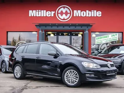 Gebraucht VW Golf VII Cup 105 PS (77 kW) 2014 Deepblack perleffect (metallic) Kombi
