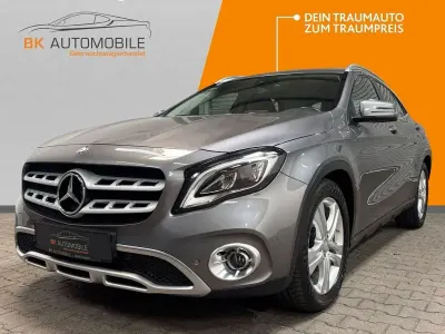 Begagnad Mercedes GLA220 177 HK (130 kW) 2017 Grå SUV