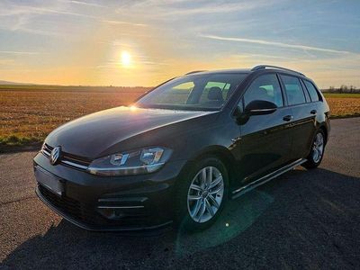 Gebraucht VW Golf VII R-line 150 PS (110 kW) 2020 Schwarz Kombi