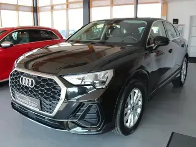 Gebraucht Audi Q3 Sportback Ambiente 150 PS (110 kW) 2021 Schwarz SUV