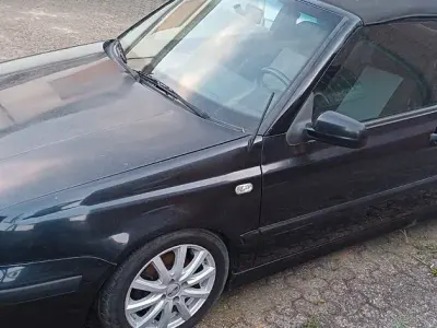 Gebraucht VW Golf Cabriolet Highline 116 PS (85 kW) 2002 Schwarz Cabrio