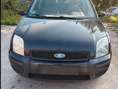 Schwarz Gebraucht 2005 Ford Fusion Kleinwagen | 1.999 € (Etwas zu teuer)