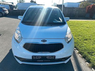 Weiß Gebraucht 2018 Kia Venga Platinum Edition Kleinwagen | 3.800 €