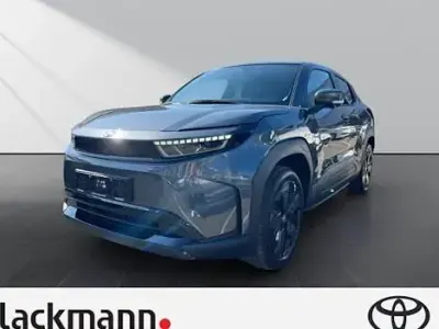 Neu Toyota Urban Cruiser Lounge 128 kW (175 PS) 2026 Grau SUV