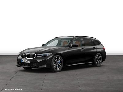 Gebraucht BMW 330e Comfort Edition 292 PS (214 kW) 2025 Kombi