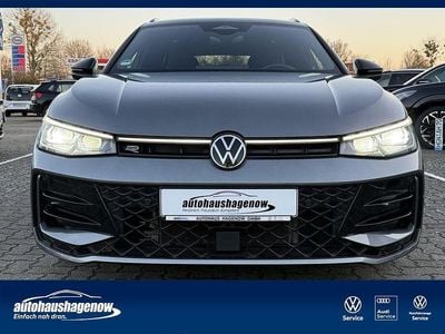 Gebraucht VW Passat R-line 177 PS (130 kW) 2024 Grau Limousine