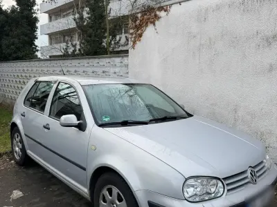 Gebraucht VW Golf IV 101 PS (74 kW) 2001 Silber Kleinwagen