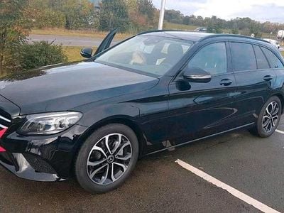 Gebraucht Mercedes C180 Avantgarde 156 PS (114 kW) 2021 Schwarz Kombi
