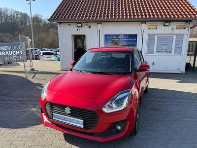 Gebraucht Suzuki Swift Comfort+ 111 PS (81 kW) 2017 Rot Limousine