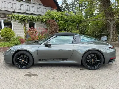 Gebraucht Porsche 911 Targa 4S 450 PS (330 kW) 2021 Grün Cabrio