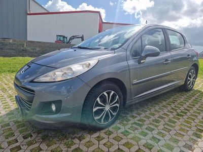 gebraucht Peugeot 207 1.6 hdi 90ps