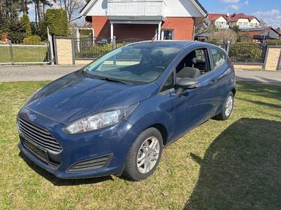 Usado Ford Fiesta SYNC Edition 60 HP (44 kW) 2015 Azul Citadino