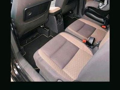 Gebraucht VW Touran Cross 140 PS (102 kW) 2010 Schwarz Van / Kleinbus