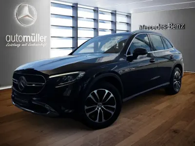 Gebraucht Mercedes GLC220 197 PS (144 kW) 2023 Schwarz SUV