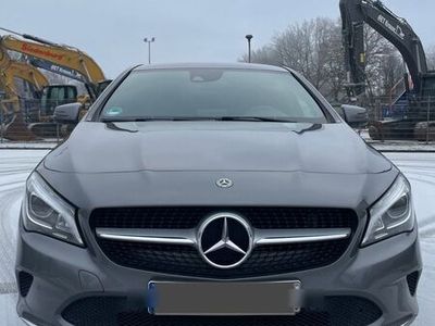 gebraucht Mercedes CLA180 7G-DCT Urban