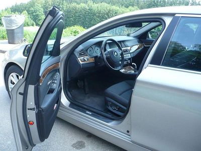 Usata BMW 520 184 CV (135 kW) 2010 Oro Station wagon