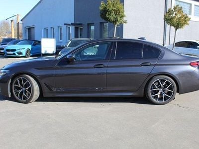 Gebraucht BMW M550 Performance 530 PS (389 kW) 2021 Grau Limousine
