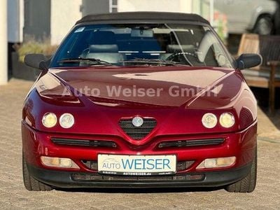 Rot Gebraucht 1997 Alfa Romeo Spider Cabrio | 4.900 € (Guter Preis)