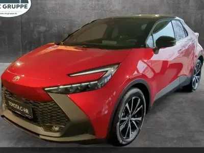 Nuova Toyota C-HR Lounge 197 CV (144 kW) 2025 Rosso SUV