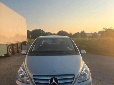 Mercedes B160