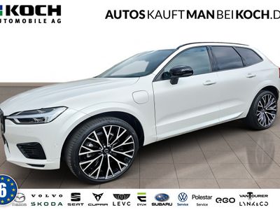 gebraucht Volvo XC60 T6 AWD TE R-Design ACC HUD 360 STNDHZG PANO