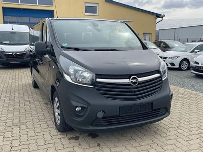Second-hand Opel Vivaro 120 CP (88 kW) 2019 Negru Monovolum