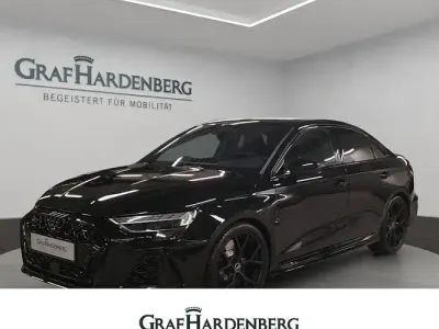 Neu Audi RS3 Comfort 400 PS (294 kW) 2026 Schwarz Limousine