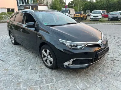 Gebraucht Toyota Auris Touring Sports Executive 99 PS (72 kW) 2016 Schwarz Kombi