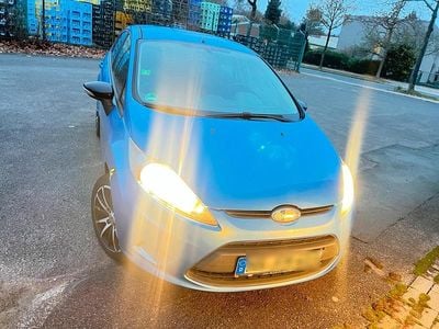 Blau Gebraucht 2009 Ford Fiesta Limousine | 3.200 € (Fairer Preis)