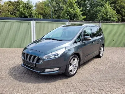 Gebraucht Ford Galaxy Titanium 150 PS (110 kW) 2019 Grün Van / Kleinbus