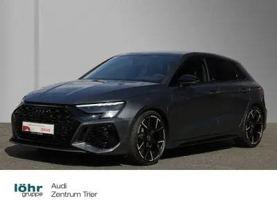 Gebraucht Audi RS3 Sportback Premium 400 PS (294 kW) 2023 Daytonagrau perleffekt Kleinwagen