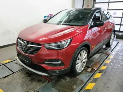 Second-hand Opel Grandland X Ultimate 177 CP (130 kW) 2018 Roșu SUV