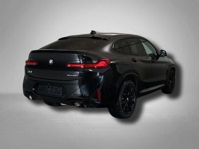 Gebraucht BMW X4 M M Sport 184 PS (135 kW) 2025 Saphirschwarz metallic SUV