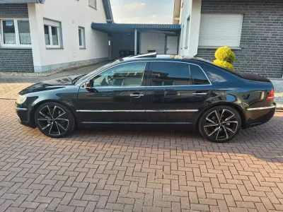 Gebraucht VW Phaeton 239 PS (175 kW) 2010 Schwarz Limousine