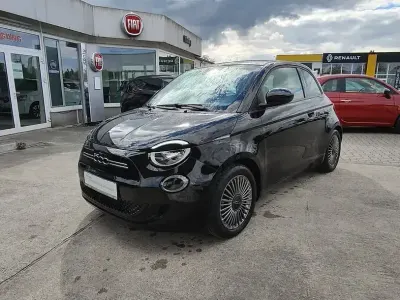 Gebraucht Fiat 500e Icon 86 kW (118 PS) 2022 Schwarz Kleinwagen