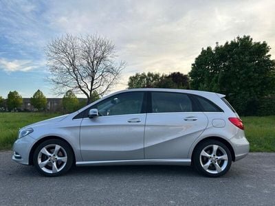 Mercedes B200