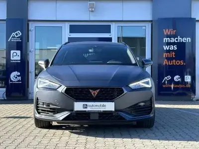 Gebraucht Cupra Leon VZ 310 PS (228 kW) 2023 Magnetic tech mattgrau Kombi